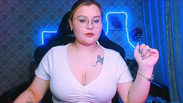 InLoveWithLife26 online show from 05.16.26