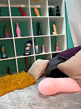 TheRealJessyLey online show from 11.17.25