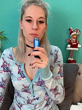 TheRealJessyLey online show from 11.26.25