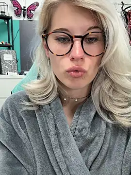 TheRealJessyLey online show from 06.12.26