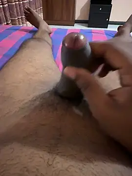 creepy7boy online show from 11.30.25