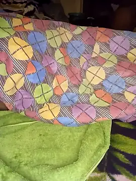 Snapshot of SuperheroDck chatting on 11.30.25 SuperheroDck online show from 11.30.25