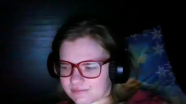 Moonolighta online show from 11.07.25