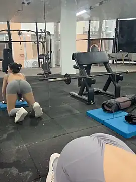 jiajia L online show from 03.05.26