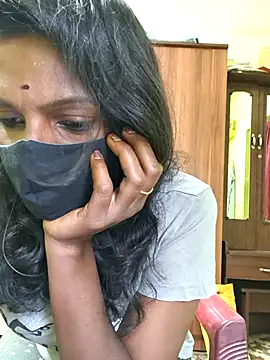 Honey rosetamil online show from 11.04.25