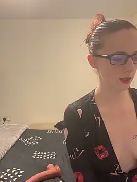 NaughtyLittleLouise online show from 11.23.25