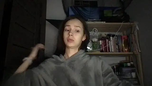 Yuna5343 online show from 10.15.25