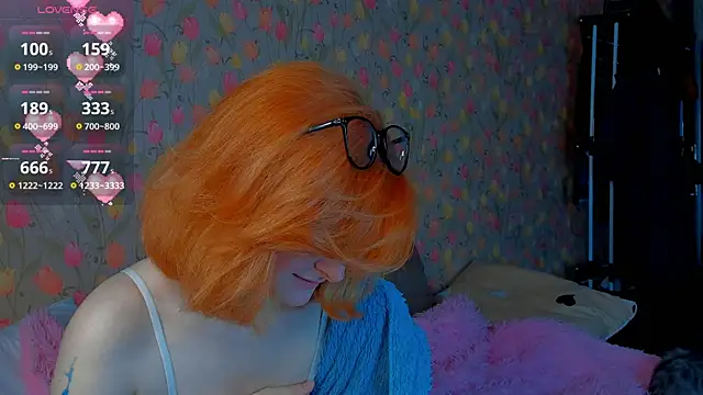 Snapshot of Squirrel_Bunny chatting on 10.13.25 Squirrel Bunny online show from 10.13.25