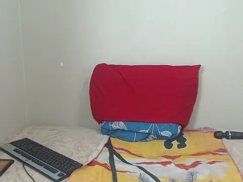  SweetLips  online show from 04.19.26