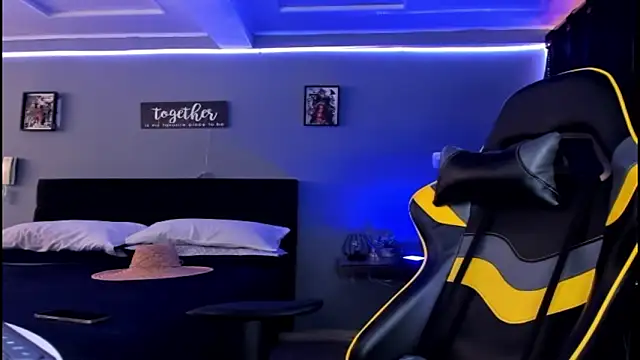 alexgiraldo   online show from 10.09.25