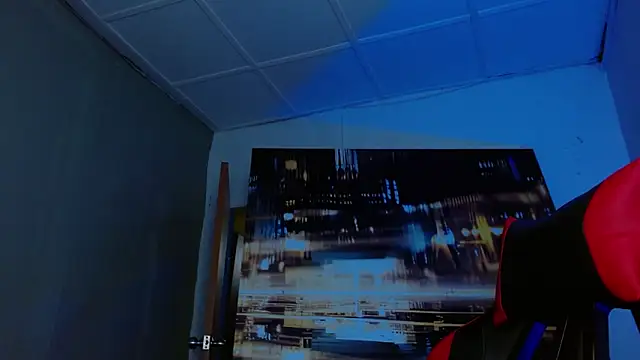 Snapshot of alexgiraldo__ chatting on 05.16.26 alexgiraldo online show from 05.16.26