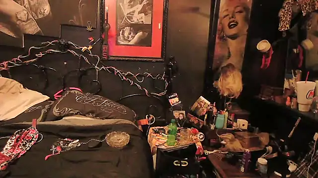 Splash Queen420 online show from 02.19.26