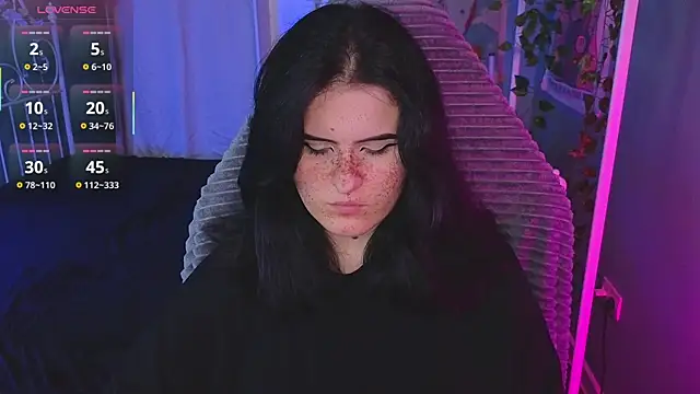 Dark Shine online show from 11.06.25