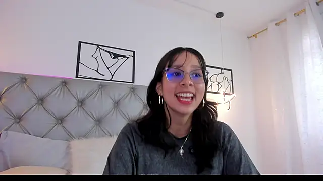 Naughty Couple83 online show from 04.17.26