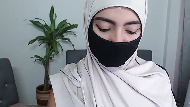 jade nassar online show from 11.09.25