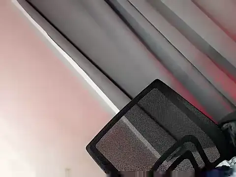 your hottest kim online show from 10.26.25