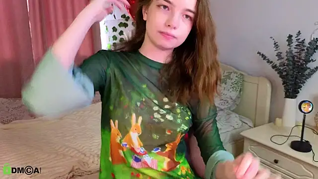 Snapshot of Evi_Brook chatting on 04.30.26 Evi Brook online show from 04.30.26