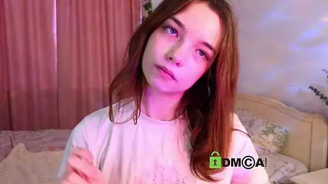 Snapshot of Evi_Brook chatting on 05.17.26 Evi Brook online show from 05.17.26