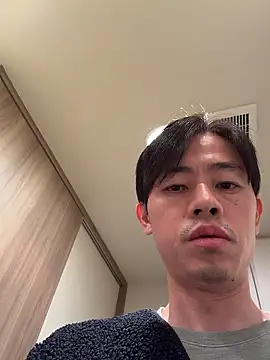 iiiviviii online show from 12.05.25