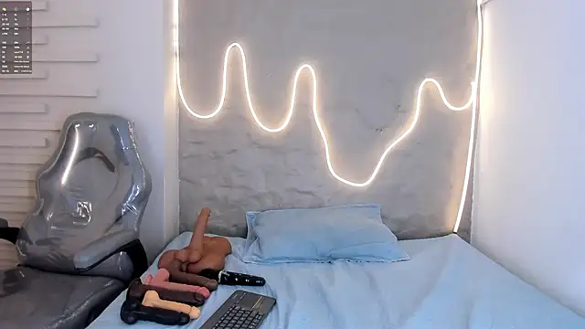 Monika-Ruiz online show from 03.26.26