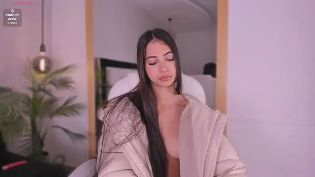 Kendall  blake online show from 10.20.25