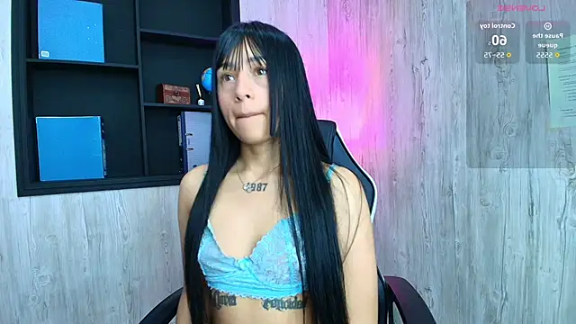 Snapshot of SkarlettAry chatting on 05.30.26 SkarlettAry online show from 05.30.26