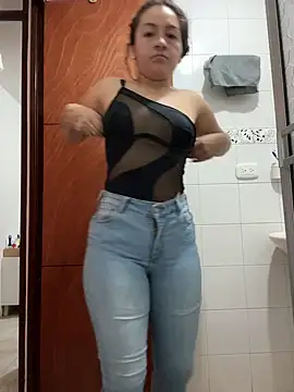 Alyha Cortes online show from 10.16.25