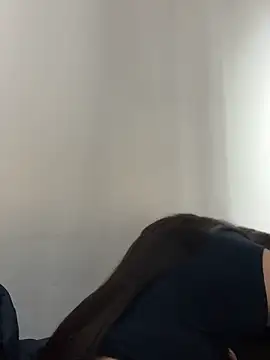 Alyha Cortes online show from 11.10.25