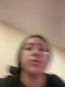 Alyha Cortes online show from 04.13.26