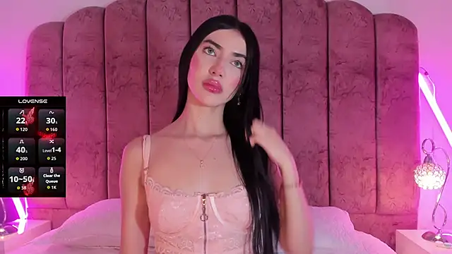 Snapshot of ValeskaZuev1 chatting on 10.16.25 ValeskaZuev1 online show from 10.16.25