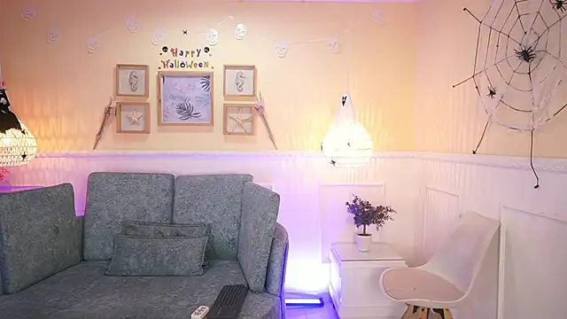 LoonaNyx online show from 10.16.25