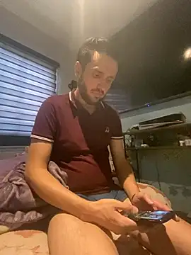 Snapshot of Alexitho25 chatting on 06.04.26 Alexitho25 online show from 06.04.26