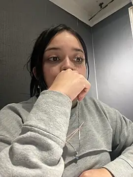 Snapshot of Emily_Rivers_ chatting on 10.18.25 Emily Rivers online show from 10.18.25
