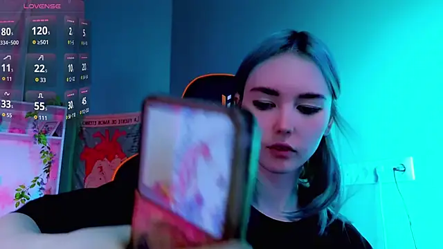 Kiara Dream online show from 09.18.25