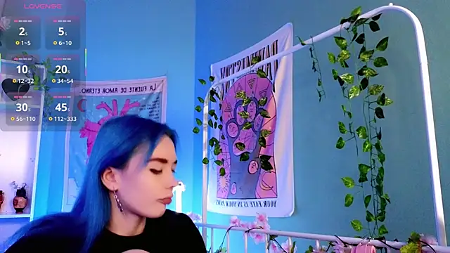 Kiara Dream online show from 11.28.25