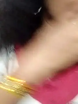 Snapshot of Varsha21 chatting on 09.17.25 Varsha21 online show from 09.17.25