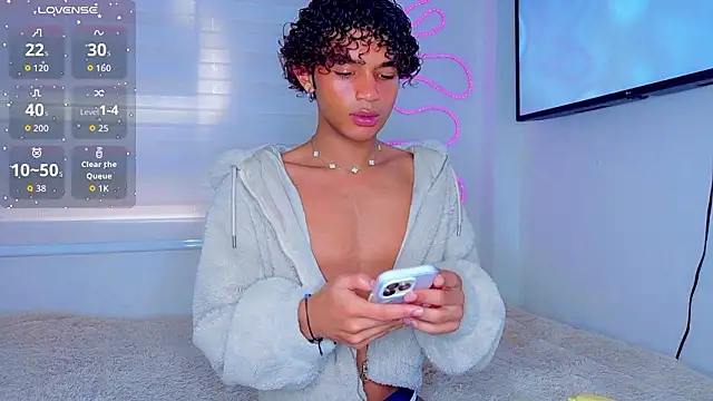 Aaron Wiinter online show from 03.12.26