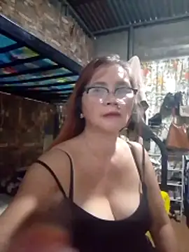 SexyHottMom online show from 04.18.26