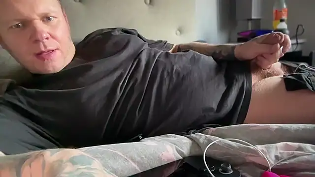 Snapshot of monster_d_2025 chatting on 04.09.26 monster d 2025 online show from 04.09.26