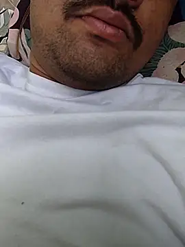 Snapshot of indori_baba chatting on 10.12.25 indori baba online show from 10.12.25