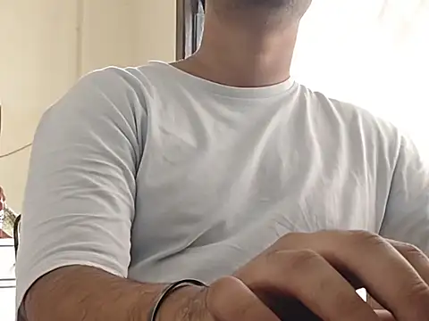 Snapshot of indori_baba chatting on 10.14.25 indori baba online show from 10.14.25