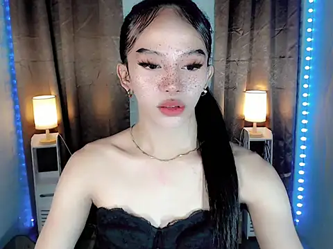 LauraSoHot online show from 01.15.26