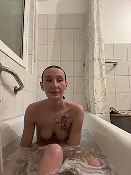 Emilia Mausi online show from 04.08.26