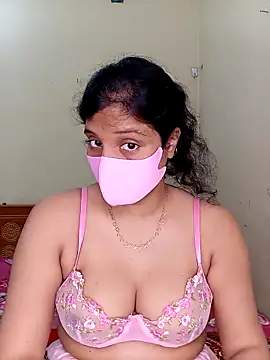 Rose-luckey online show from 12.19.25