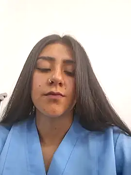 CAROLINE  07 online show from 01.12.26