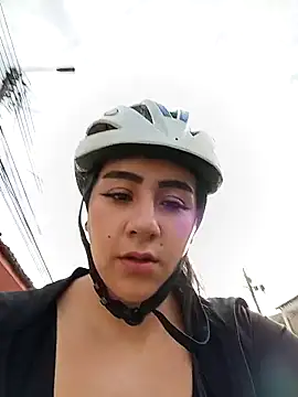 Snapshot of CAROLINE__07 chatting on 05.07.26 CAROLINE 07 online show from 05.07.26
