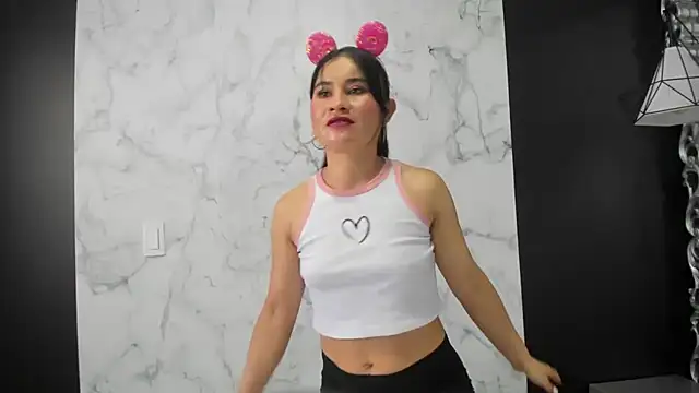 naughty milf4u  online show from 09.17.25