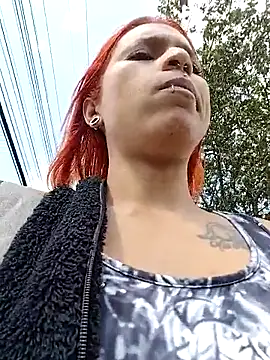 Zoe73  online show from 10.02.25