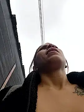 Zoe73  online show from 10.13.25