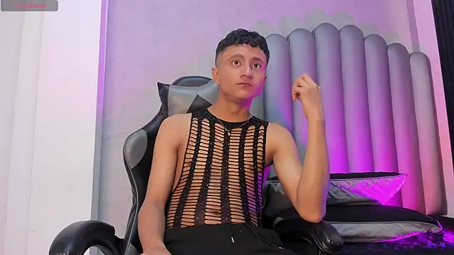  Leohot  online show from 10.25.25